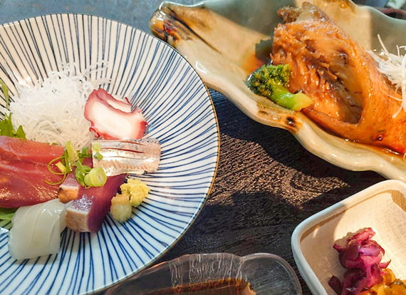 赤魚の煮魚定食