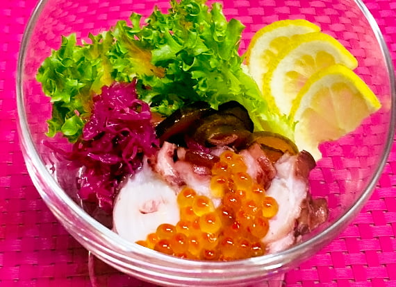 ミズタコの柔らか煮 イクラ添え