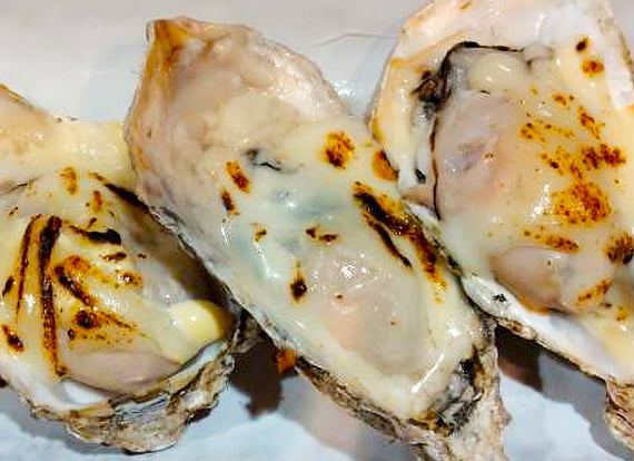 牡蠣のチーズ焼き